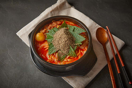 감자탕칼국수 메뉴 사진(네이버)