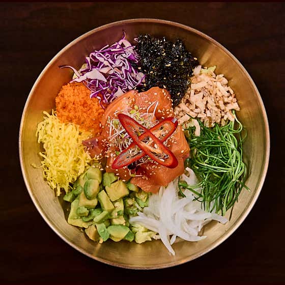 生연어 포케 칼국수 정식 메뉴 사진(네이버)