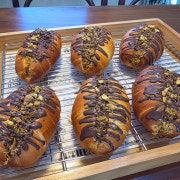 두바이소금빵 메뉴 사진(네이버)