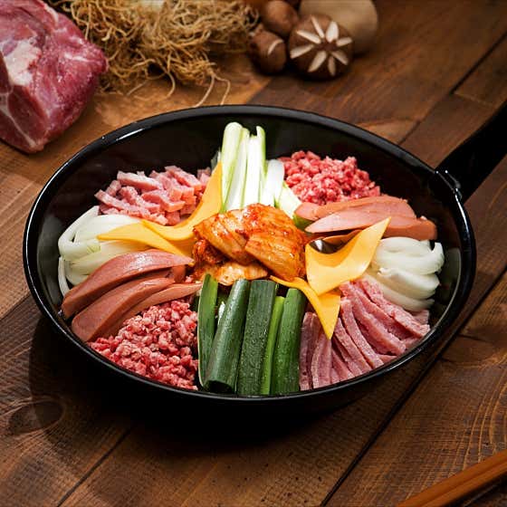 부대찌개 메뉴 사진(네이버)