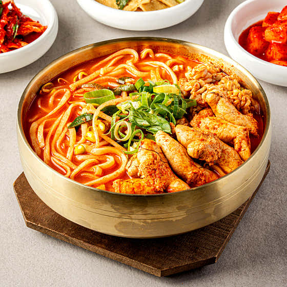 얼큰 알곤이 칼국수 메뉴 사진(네이버)