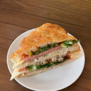 포카치아 햄치즈 샌드위치 메뉴 사진(네이버)