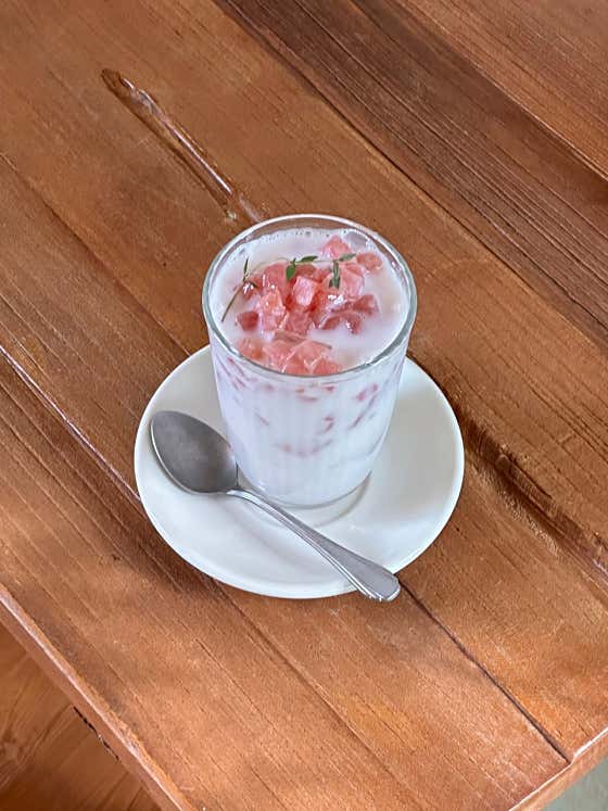 Peach Latte 메뉴 사진(네이버)