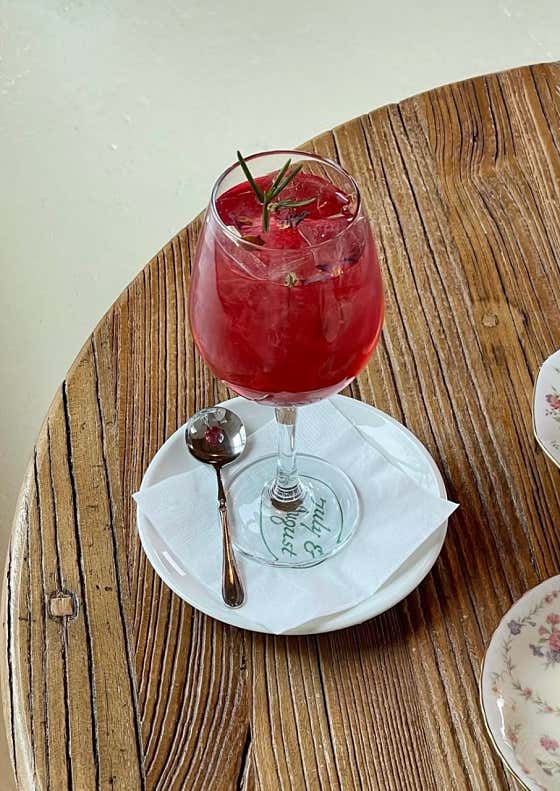 Rose Chamomile Blend 메뉴 사진(네이버)