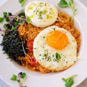 부라타치즈 김치볶음밥 메뉴 사진(네이버)