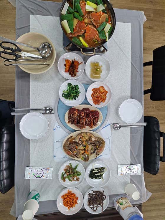 게국지or꽃게탕 세트(2인) 메뉴 사진(네이버)