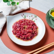 신선한 한우 육회 메뉴 사진(네이버)