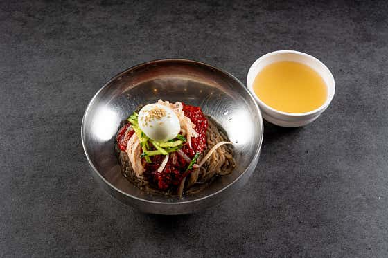 [고기랑 같이 먹기 좋은] 비빔냉면 메뉴 사진(네이버)