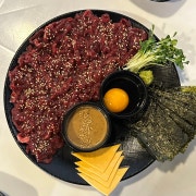 한우육회 메뉴 사진(네이버)