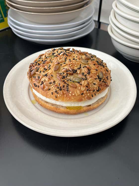 리코타 샌드위치 메뉴 사진(네이버)