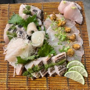 광어&삼치 반반 메뉴 사진(네이버)