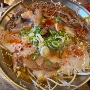마늘차돌박이쌀국수 메뉴 사진(네이버)