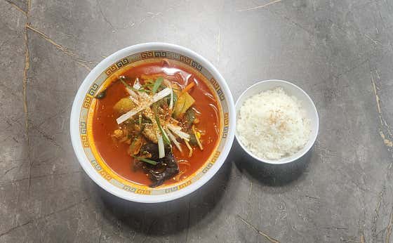 닭다리순살짬뽕밥 메뉴 사진(네이버)