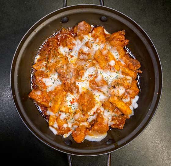 치즈불닭 메뉴 사진(네이버)
