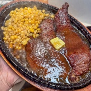 아조씨 스테이크 메뉴 사진(네이버)