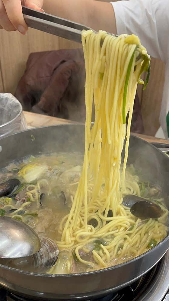 [점심특선]해물샤브칼국수 메뉴 사진(네이버)