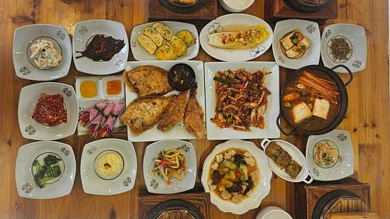 돌솥밥정식 메뉴 사진(네이버)