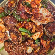 매운 전복돼지생갈비찜 메뉴 사진(네이버)