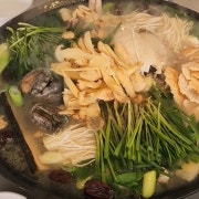 송이 황제백숙(4~5인분) 메뉴 사진(네이버)