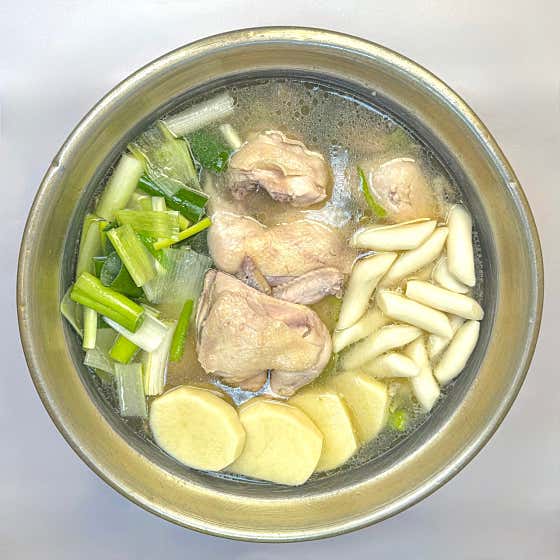 Merchant-uploaded food photo from Hyodam Kalguksu Dakhanmari Myeongdong Main Branch