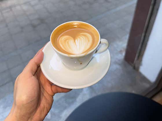 플랫화이트 메뉴 사진(네이버)