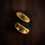 비프 부르기뇽 타코 (2pc) 메뉴 사진(네이버)