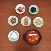 돼지김치찌개 메뉴 사진(네이버)