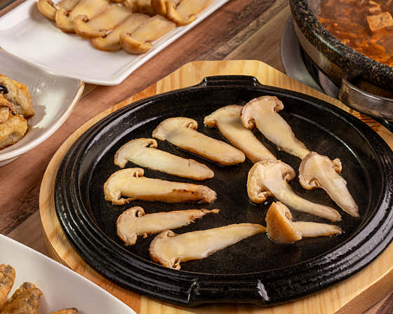 송이버섯 구이 메뉴 사진(네이버)