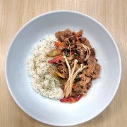 제육덮밥(간장) 메뉴 사진(네이버)