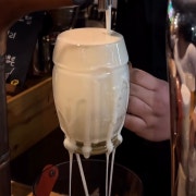 탭 생맥주 11종류 메뉴 사진(네이버)