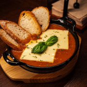 매콤 토마토스프 메뉴 사진(네이버)