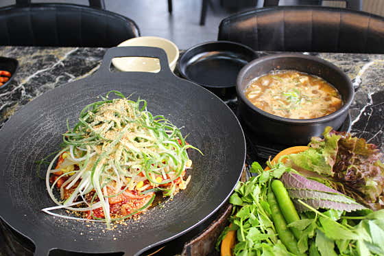 오삼불고기+된장찌개(2인이상) 메뉴 사진(네이버)