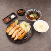 "한정수량" 특로스카츠정식 메뉴 사진(네이버)