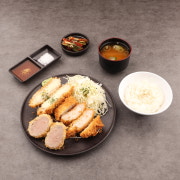 YBD 모듬카츠(안심,등심,치즈) 메뉴 사진(네이버)
