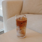 수제 바닐라빈 라떼 메뉴 사진(네이버)