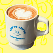 White (Latte) 메뉴 사진(네이버)