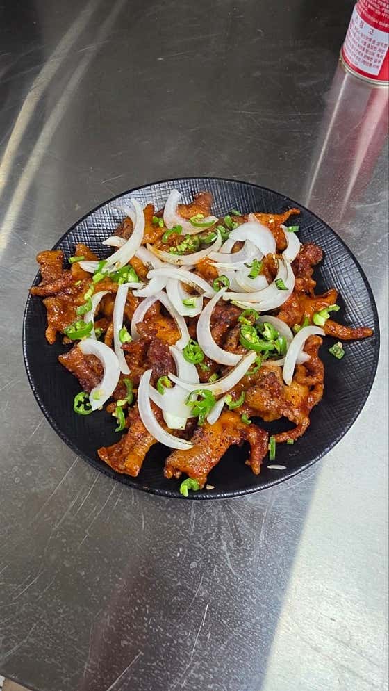 매콤닭발 메뉴 사진(네이버)
