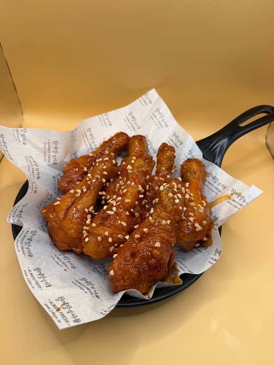 양념치킨 메뉴 사진(네이버)