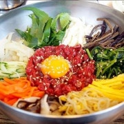 (점심)육회비빔밥 메뉴 사진(네이버)