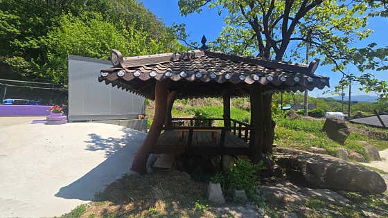 기충전소 양조장카페 · 네이버 지도·플레이스 4
