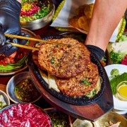 "남녀노소불문" 철판 떡갈비 메뉴 사진(네이버)