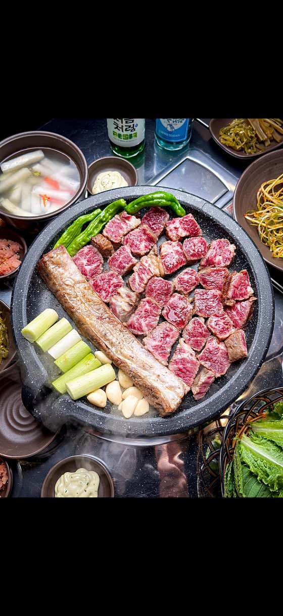 🥩 짚불 우대갈비(280g) 메뉴 사진(네이버)