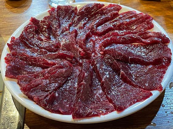 (당일도축)한우뭉티기 150g 메뉴 사진(네이버)