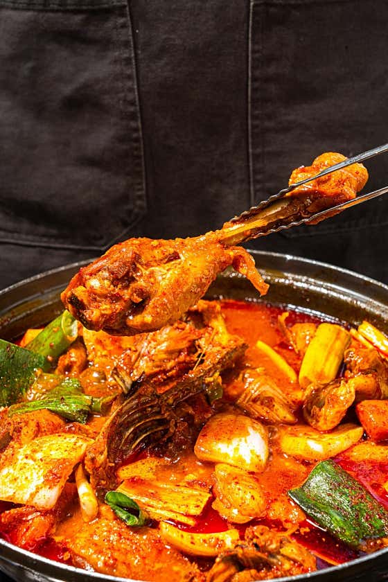 정통 닭볶음탕(한마리1.4kg) 메뉴 사진(네이버)
