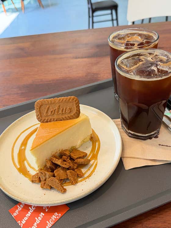 부암동가든 cafe & bar · 네이버 지도·플레이스 9