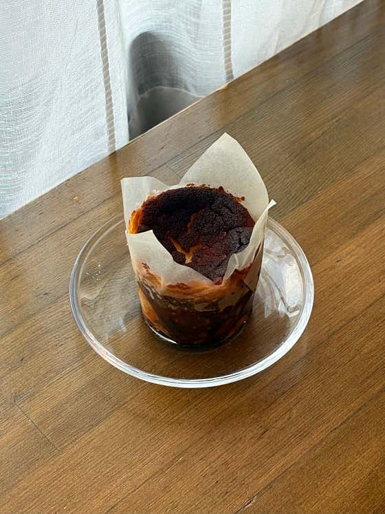 수제 바스크 치즈케이크 메뉴 사진(네이버)