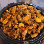 매콤 삼겹살 구이 메뉴 사진(네이버)