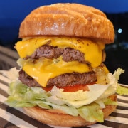 더블더블 치즈버거 🥩X2 🧀X2 메뉴 사진(네이버)