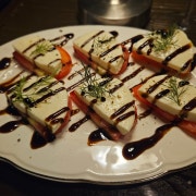 🧀카프레제🍅 메뉴 사진(네이버)