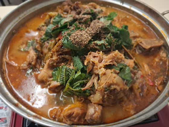 감자탕 중 메뉴 사진(네이버)